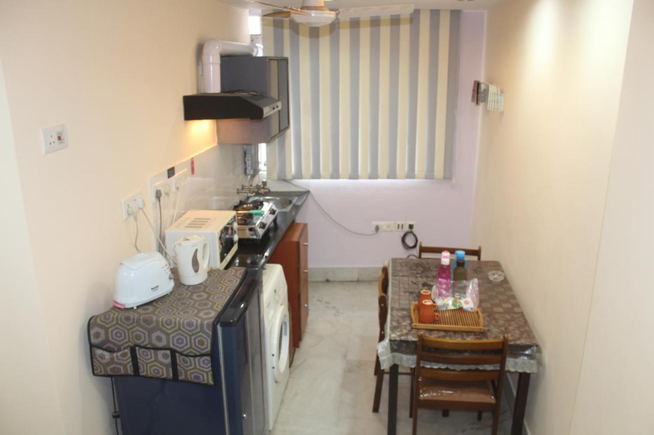 Service Apartment, Park Street,