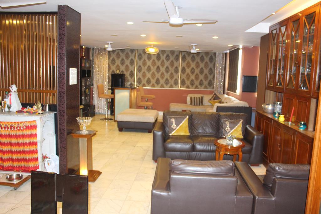 Apartment Service Apartment, Park Street,