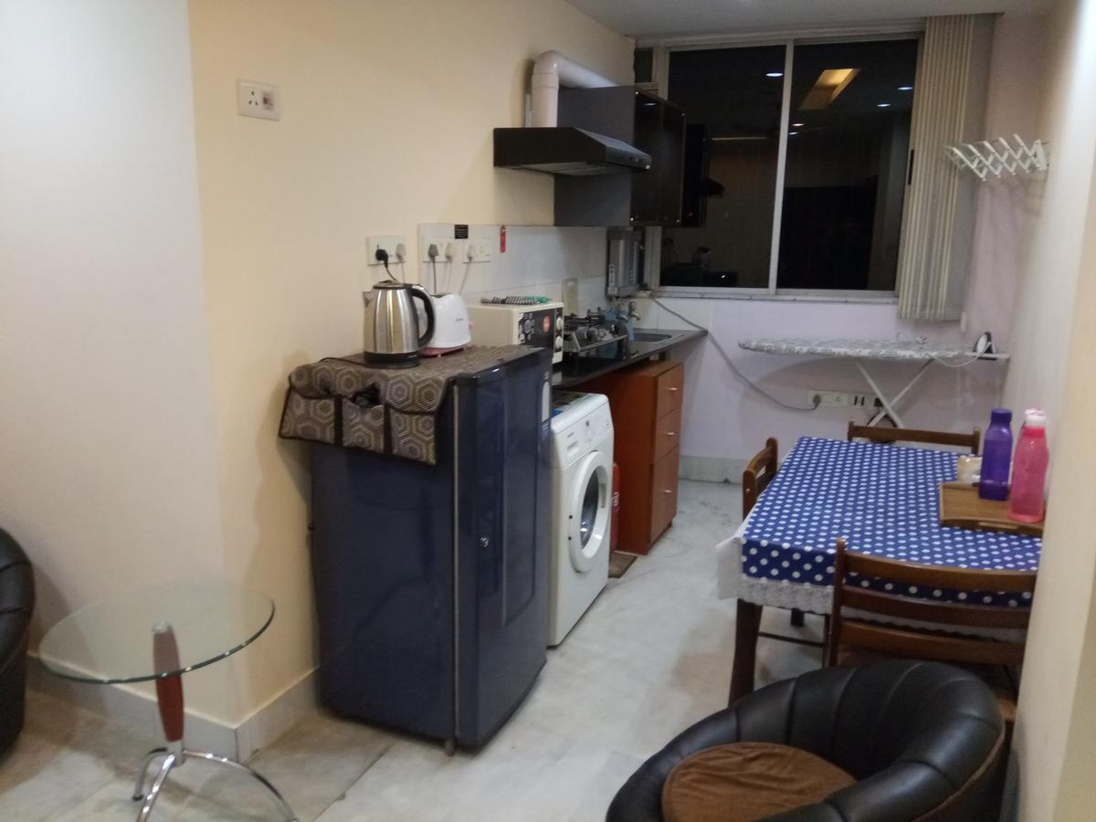 Service Apartment, Park Street, *